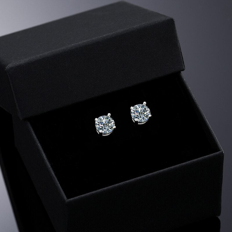 6.5mm 1.0 Carats Sparkling Stud Earring